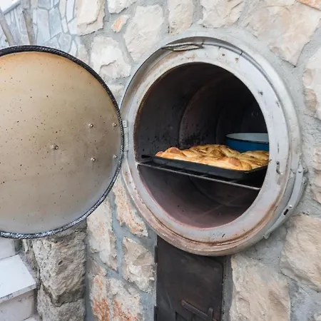 Ferienwohnung Fuer 4 Personen Ca 54 Qm In Stankovic Bei Orebic, Dalmatien Sueddalmatien - B60415 * Orebić